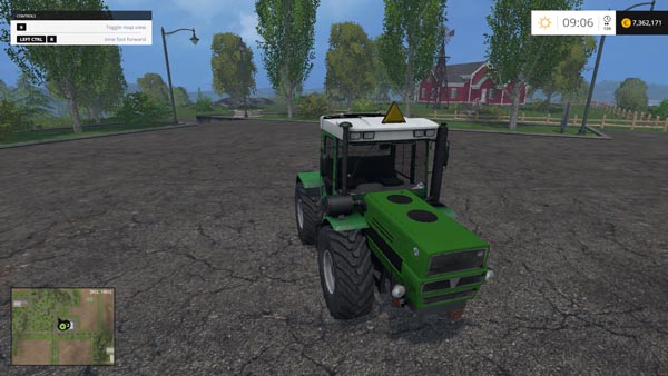 HTZ 17022 Green Tractor