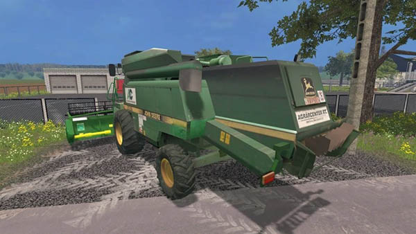 John Deere 2056